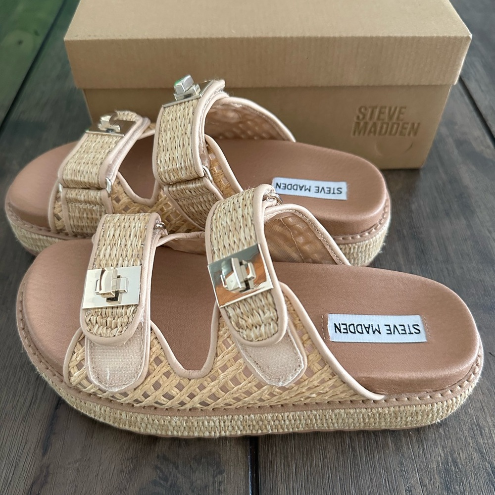 Steve Madden sandals